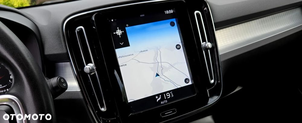 Volvo XC 40 D3 Momentum Pro - 27