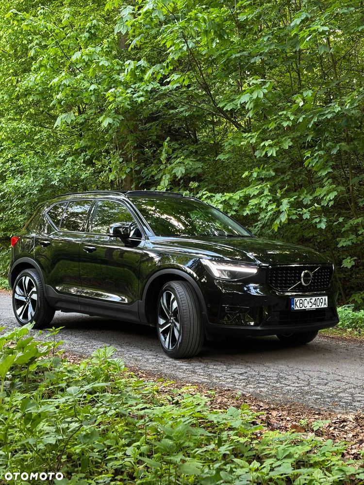 Volvo XC 40 B5 AWD Ultimate Dark - 3