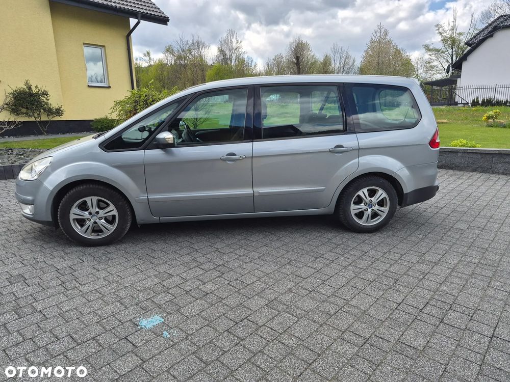 Ford Galaxy - 4