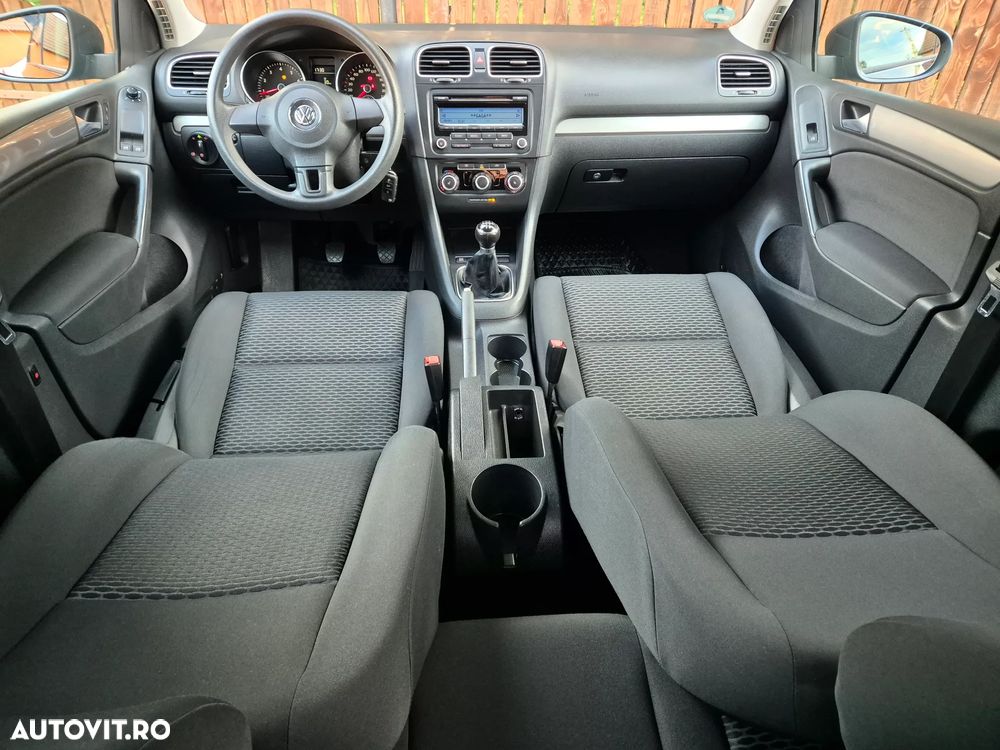 Volkswagen Golf - 14