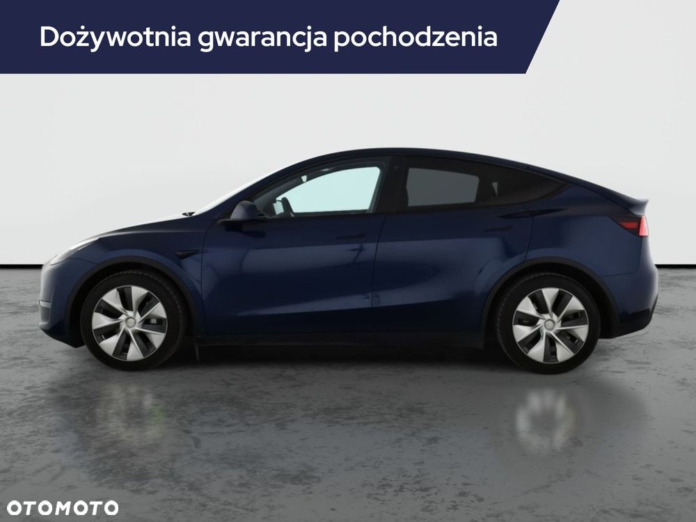 Tesla Model Y - 4