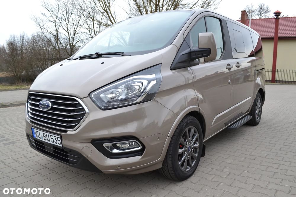 Ford Tourneo Custom 2.0 TDCi L1 Titanium SelectShift - 1
