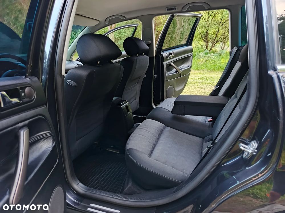 Volkswagen Passat Variant 1.9 TDI Comfortline Family - 13