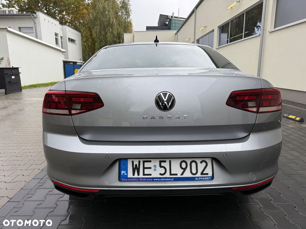 Volkswagen Passat 2.0 TDI EVO Business DSG - 9