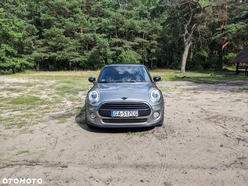 MINI Cooper Standard - 6