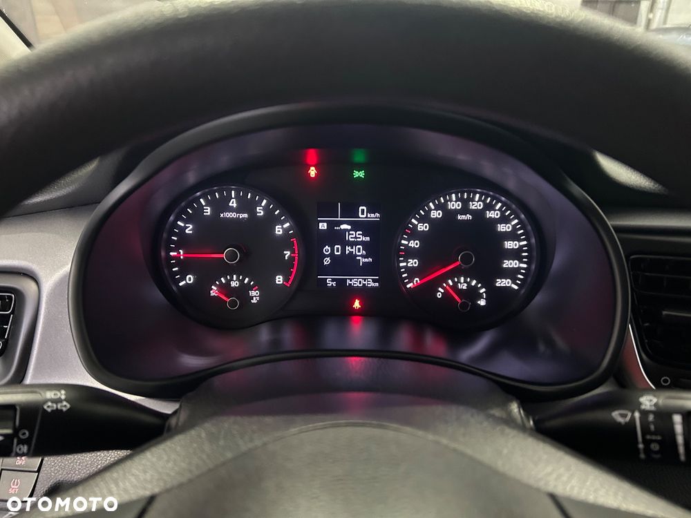 Kia Rio 1.2 Business Line - 36