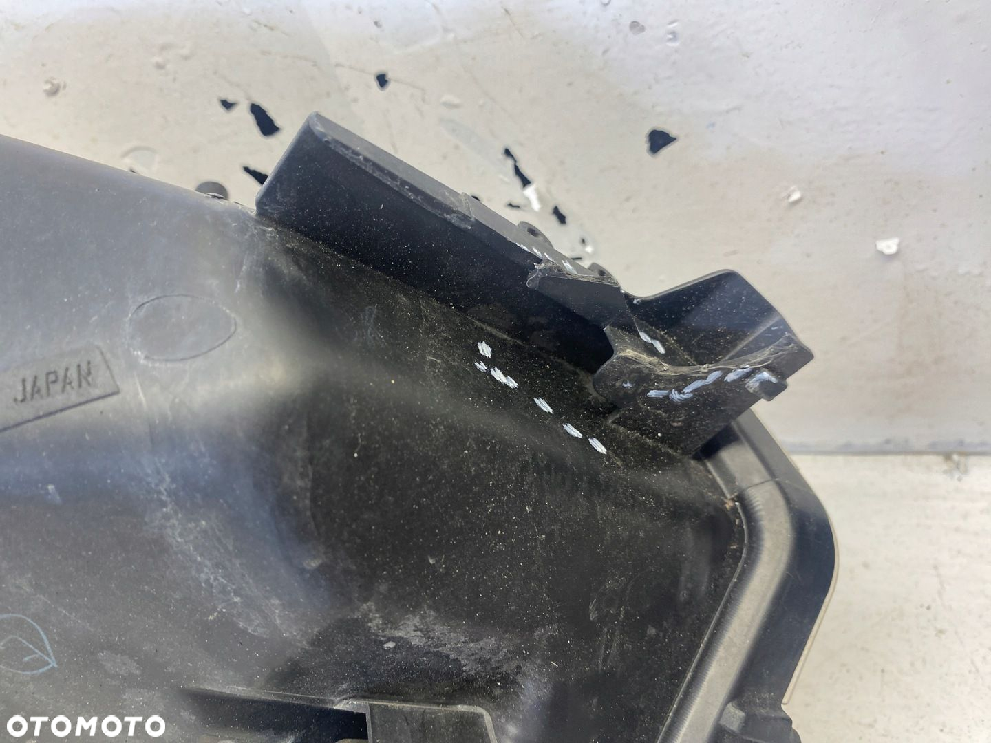 TOYOTA PRUS PLUS LAMPA LEWY PRZÓD SOCZEWKA - 10