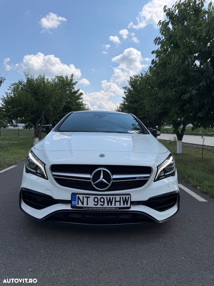 Mercedes-Benz CLA 45 AMG - 16