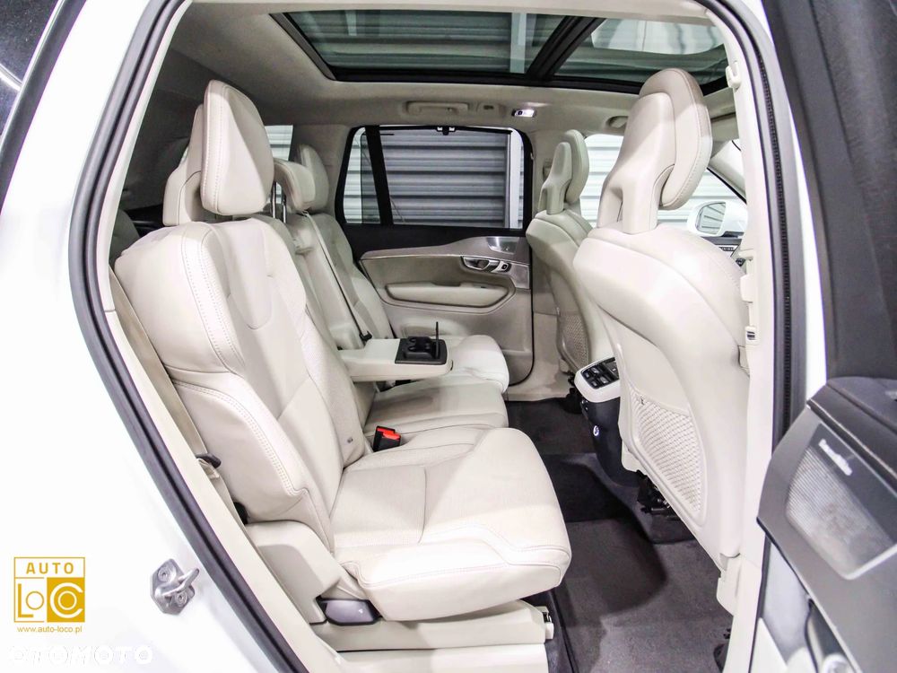 Volvo XC 90 D5 AWD Geartronic Inscription - 11