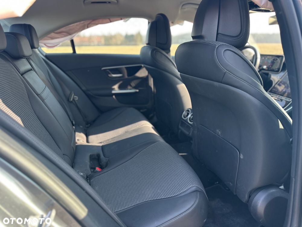 Mercedes-Benz Klasa C 200 d T 9G-TRONIC - 14