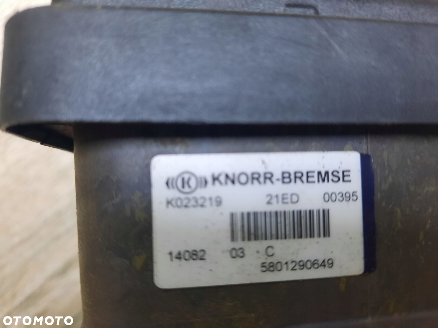 ZAWÓR PRZÓD MODULATOR EBS VOLVO FH FM RENAULT DXI - 4