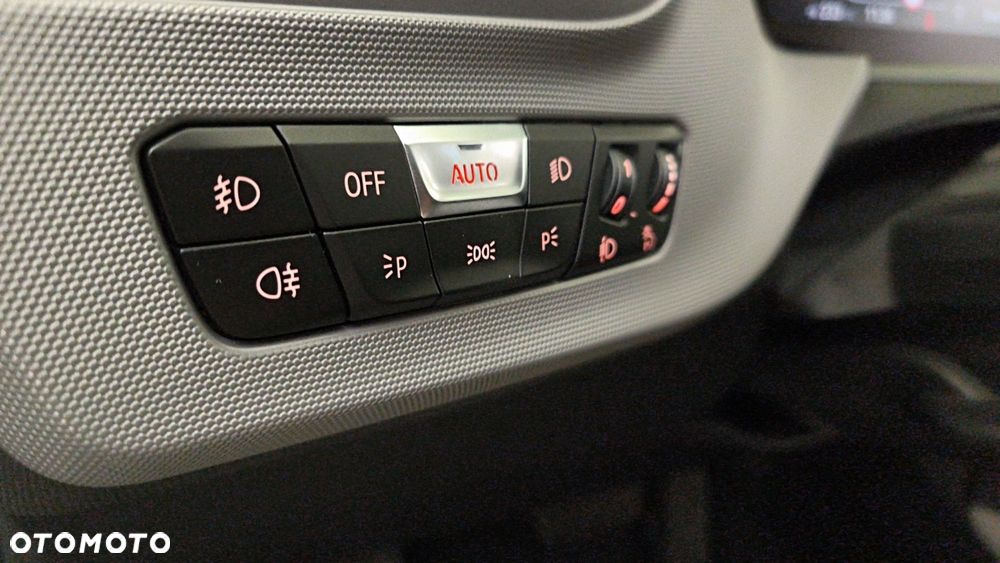 BMW Seria 1 118i Advantage - 20