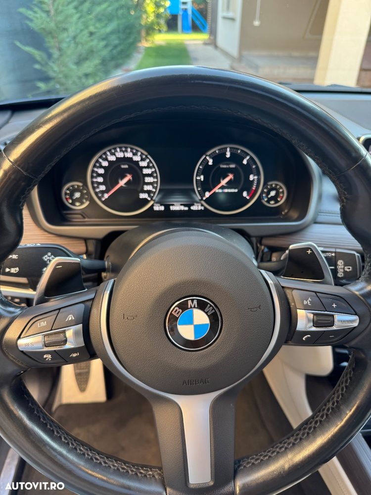BMW X5 M M50d - 12