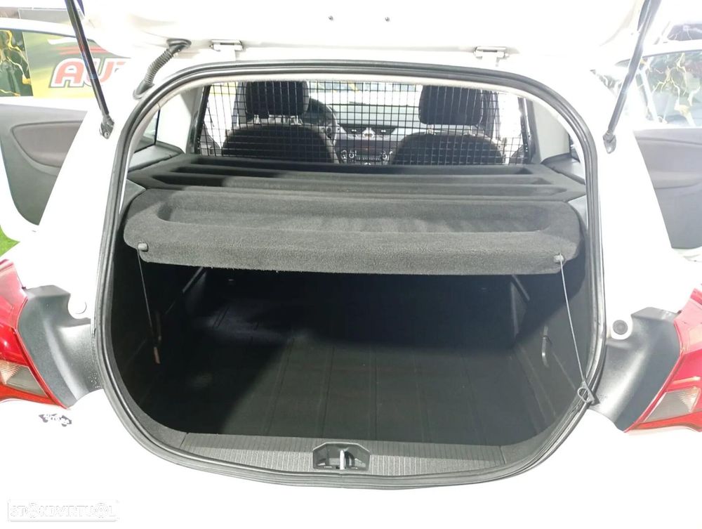 Opel Corsa - 33