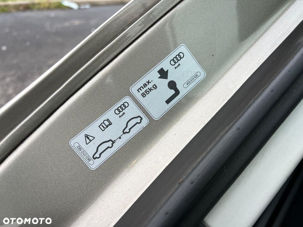 Audi A6 Avant 2.0 TDI Ultra S tronic - 37