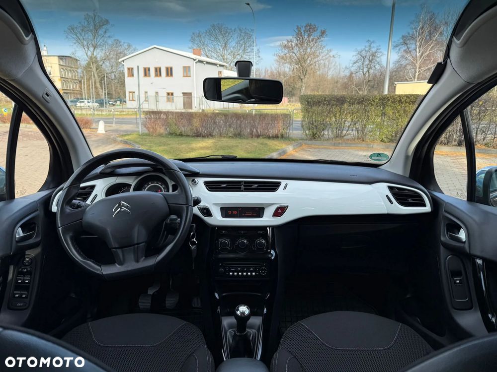 Citroën C3 Pure Tech (VTi) 82 Exclusive - 11