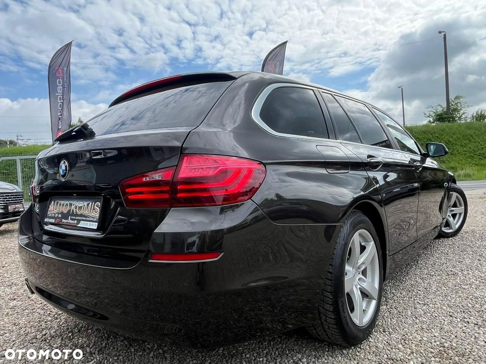 BMW Seria 5 520d Luxury Line - 4