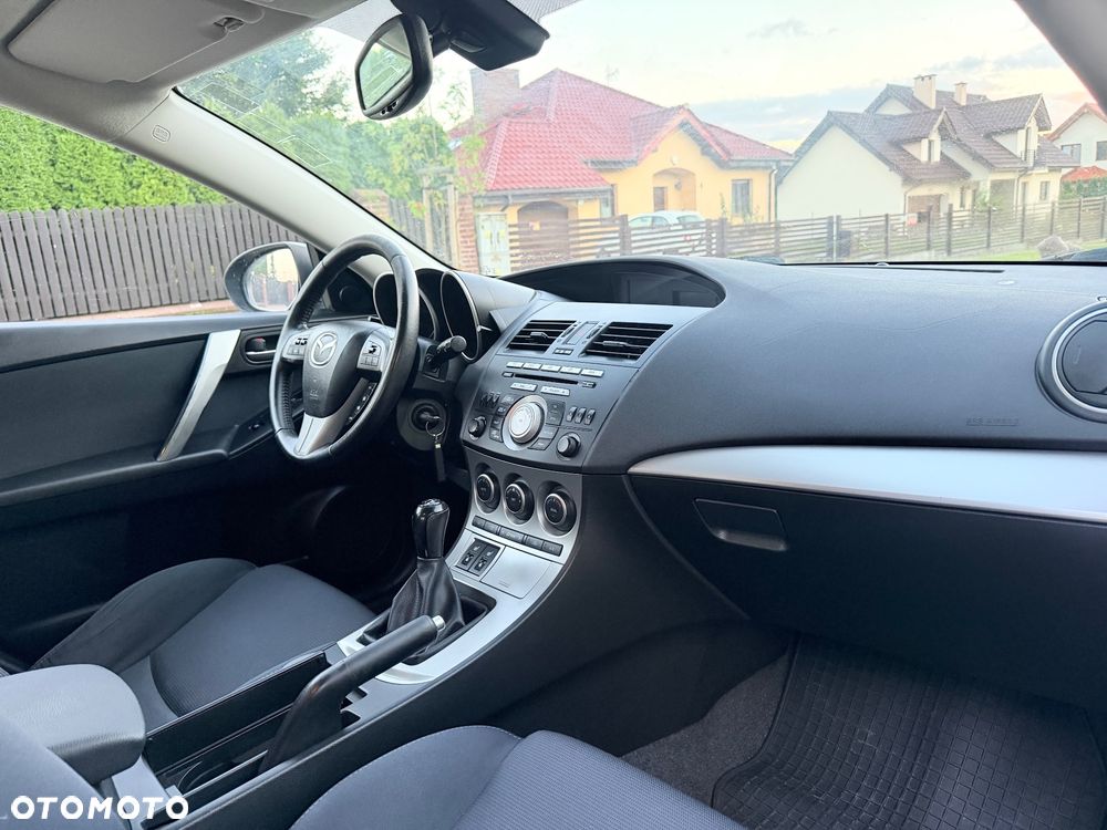 Mazda 3 - 15