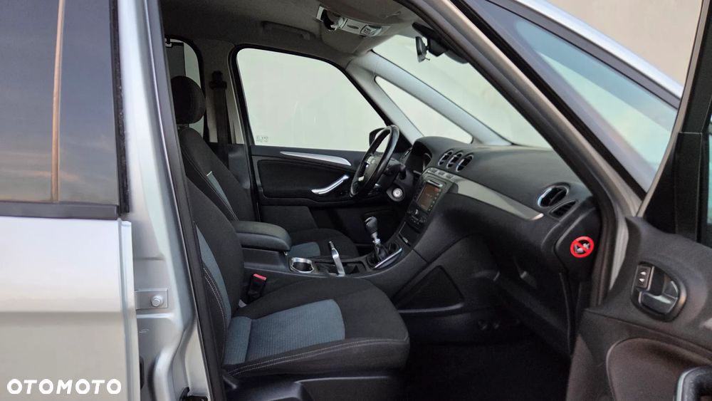 Ford Galaxy 2.0 TDCi Titanium - 23
