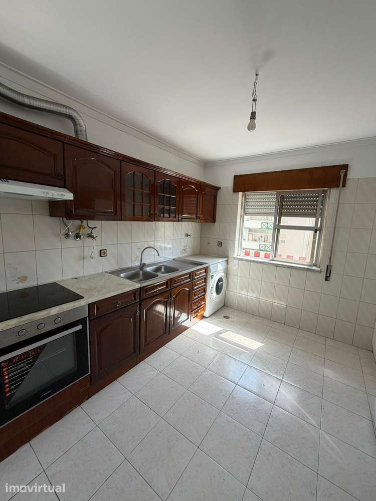 Quarto individual em Algueirão-Mem Martins - Grande imagem: 5/9