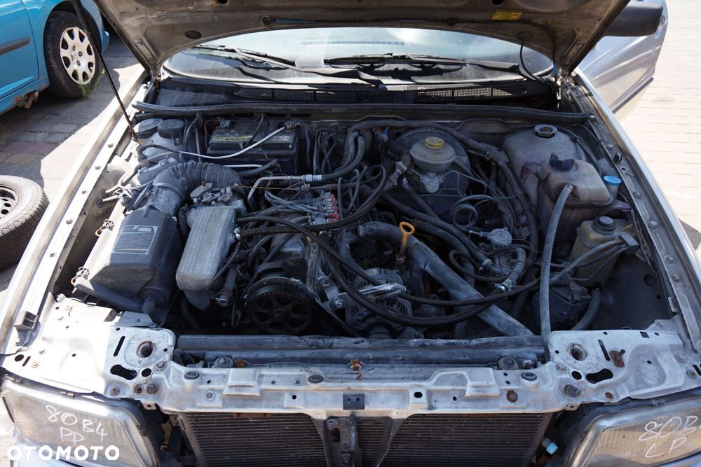 AUDI 80 B4 1995 LY7T 1.6 8V ADA 100KM  na części - 9