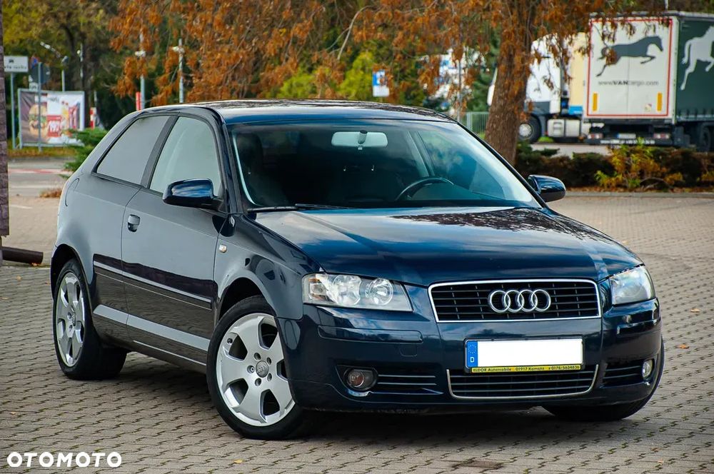 Audi A3 3-drzwiowe 2.0 FSI Attraction - 6