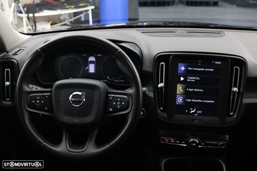 Volvo XC 40 2.0 D3 - 9