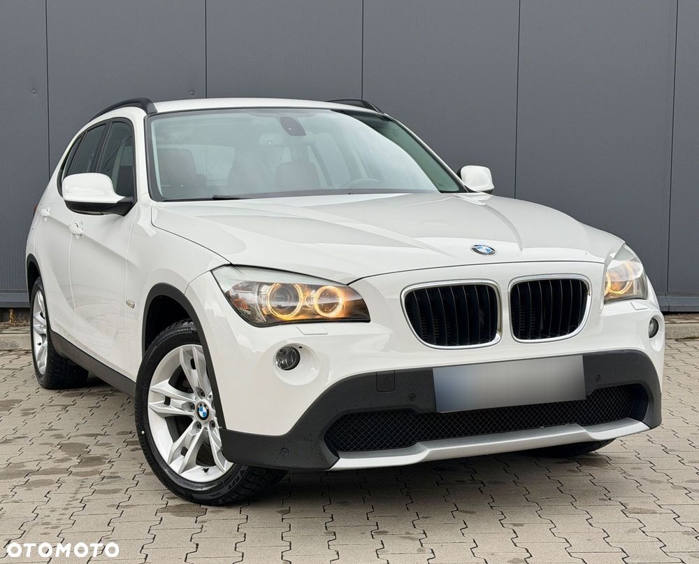BMW X1 xDrive18d Sport Line - 4