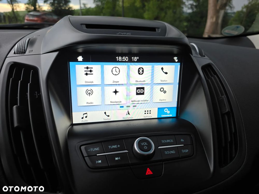 Ford Kuga 2.0 TDCi 2x4 Titanium - 18