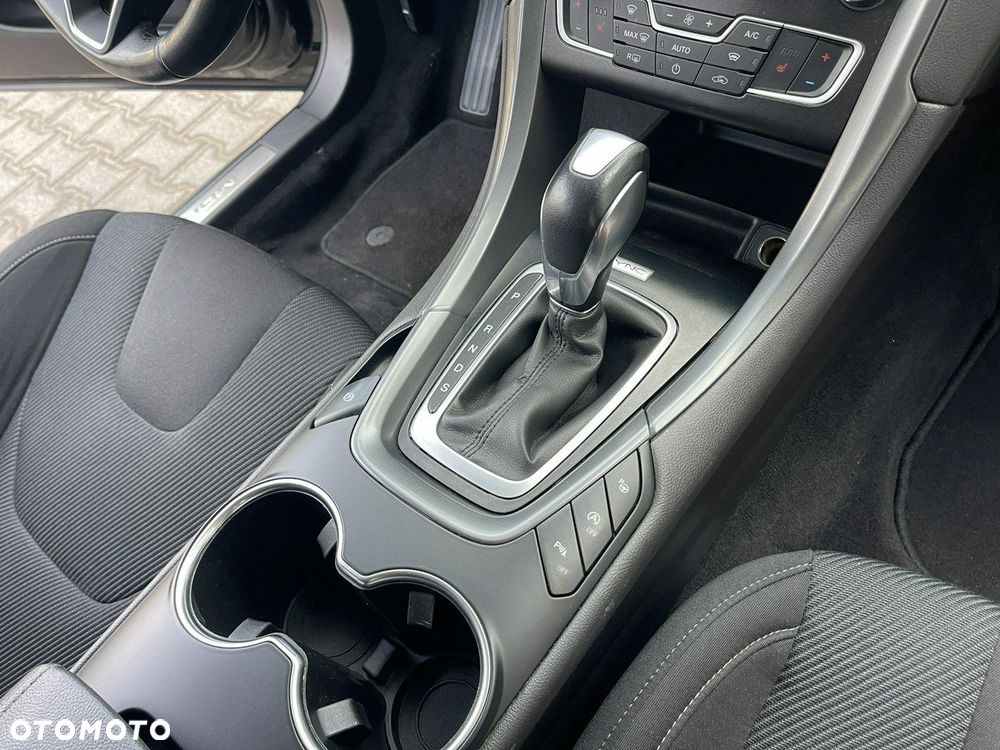 Ford Mondeo - 27