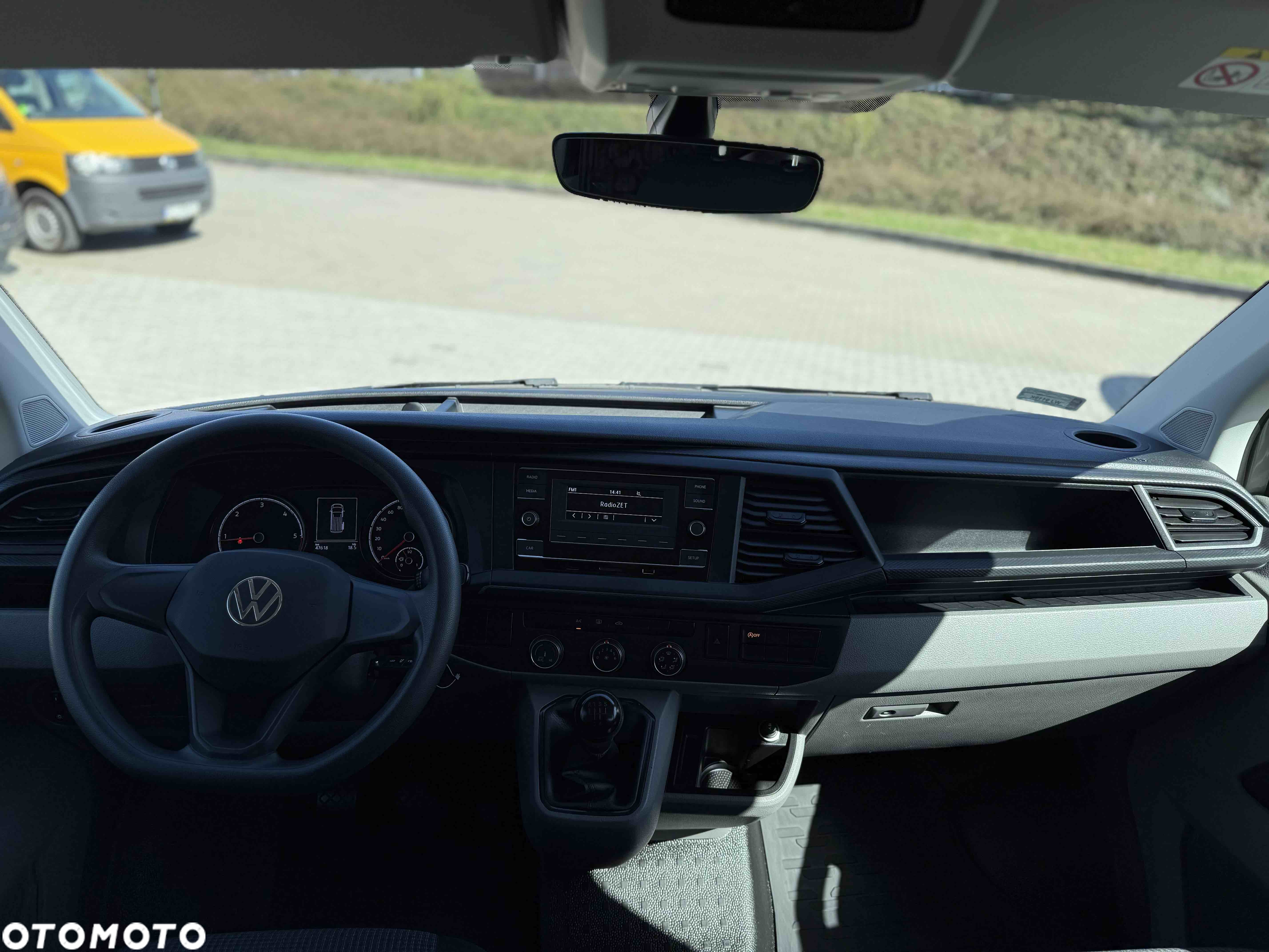 Volkswagen Transporter - 14