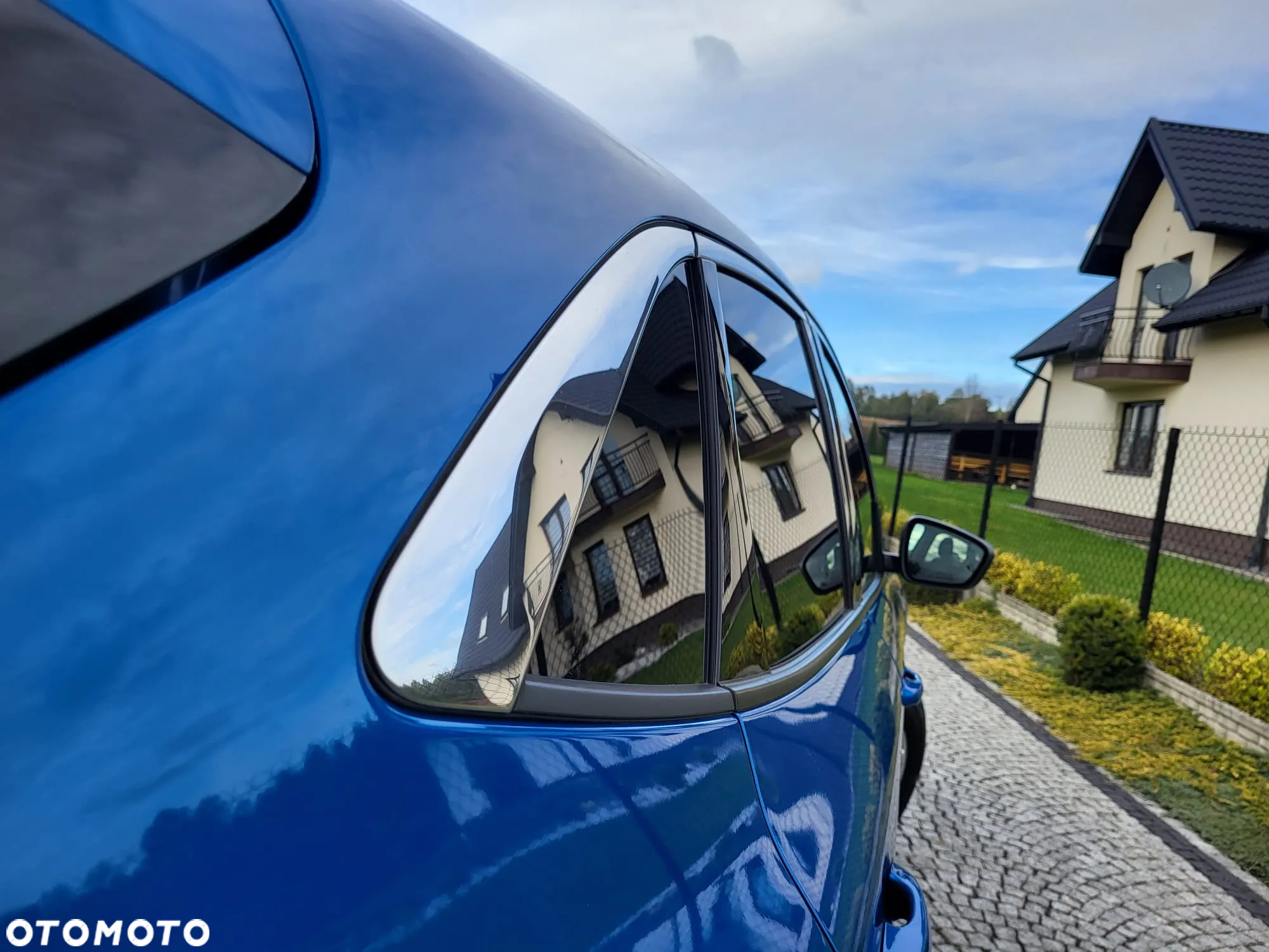 Ford Kuga - 11