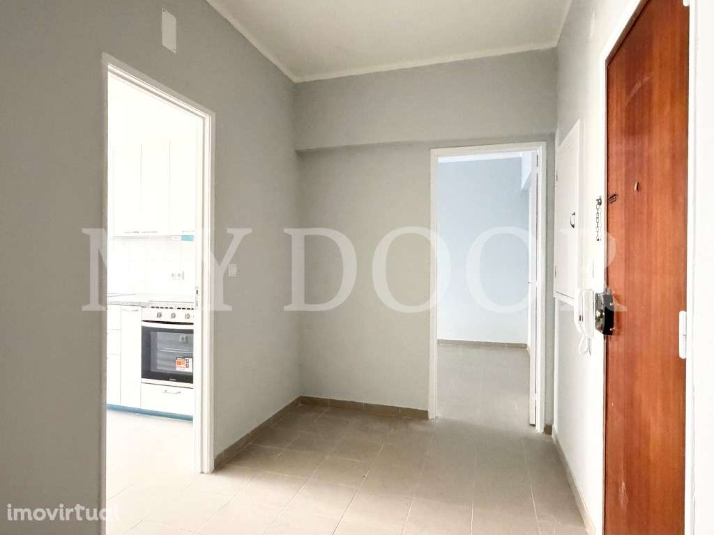 Apartamento T1 em Moscavide - 2º andar - 2 VARANDAS - Grande imagem: 3/22
