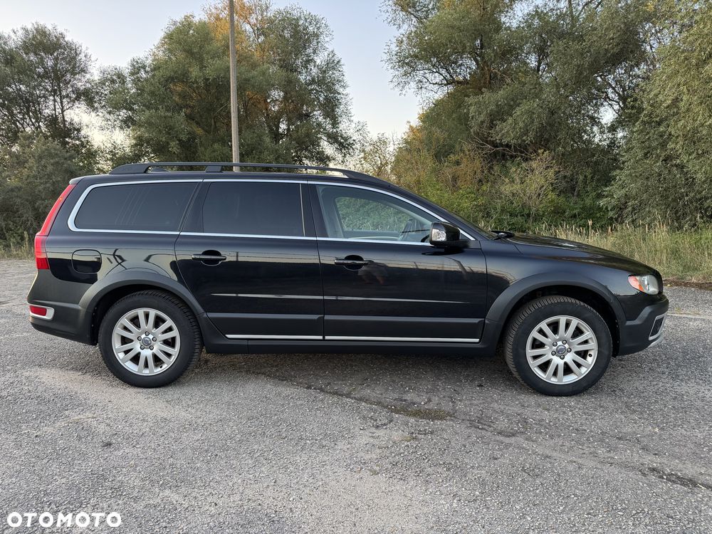 Volvo XC 70 D5 AWD Summum - 4