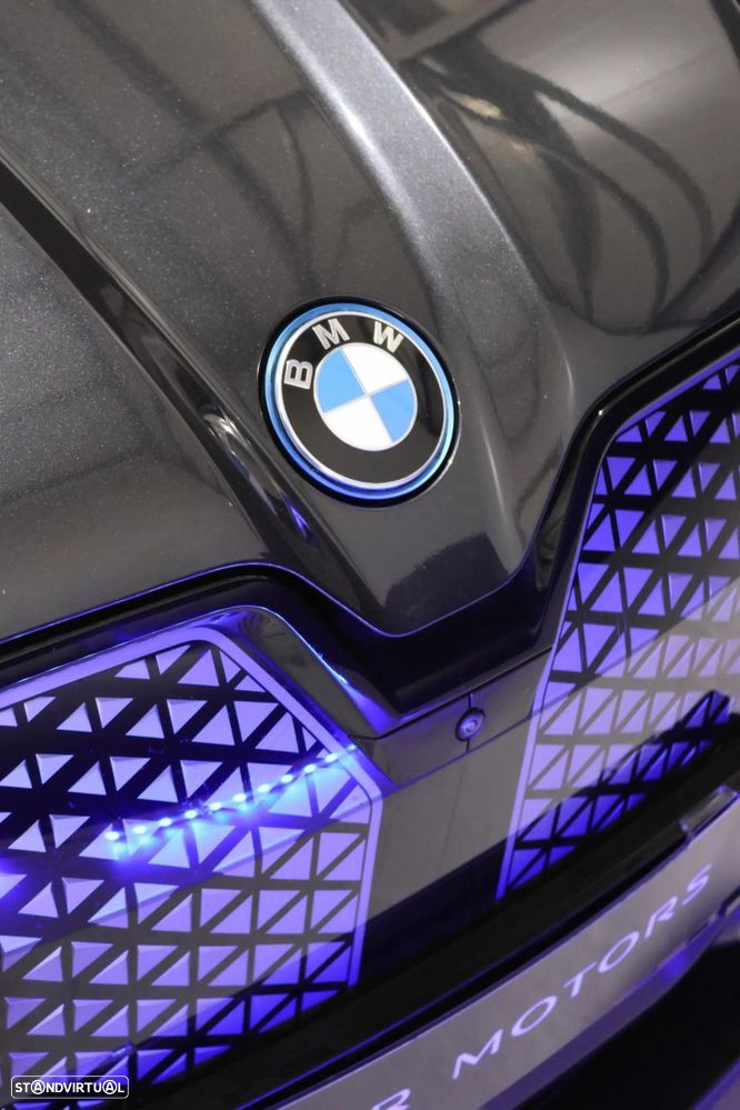 BMW iX xDrive 40 Pack Desportivo - 9