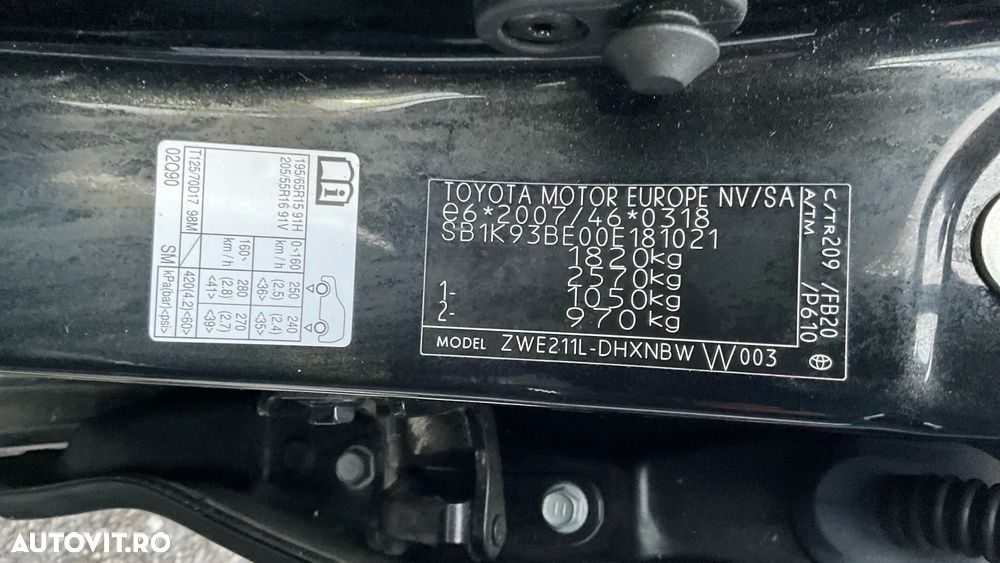 Toyota Corolla Sedan 1.8 HSD Dynamic - 34