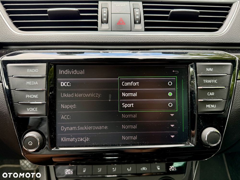Skoda Superb 2.0 TSI 4x4 L&K DSG - 23