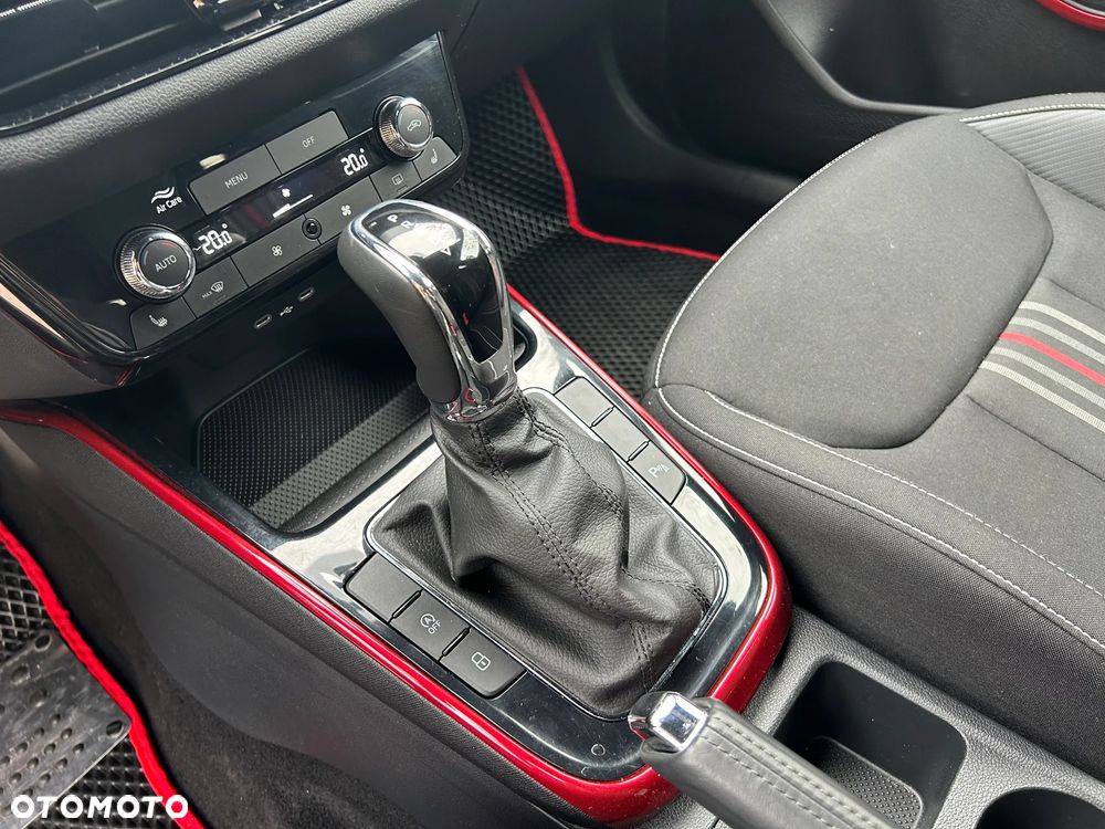 Skoda Fabia 1.0 TSI Monte Carlo DSG - 23