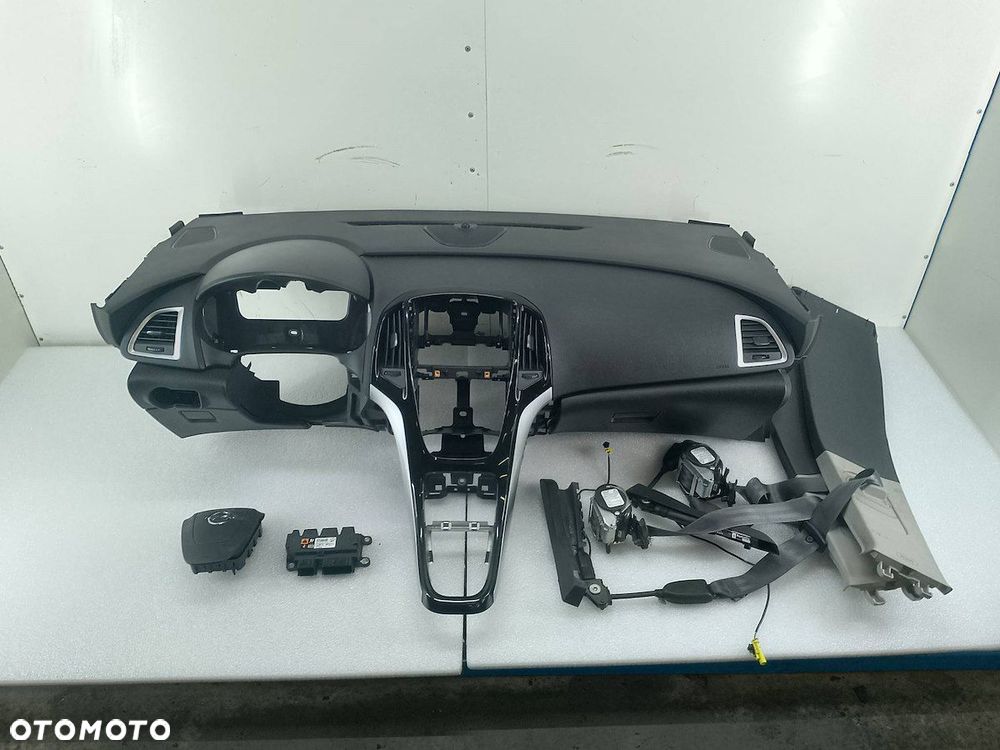 DESKA ROZDZIELCZA,KONSOLA PODUSZKI SENSOR PASY OPEL ASTRA J - 1