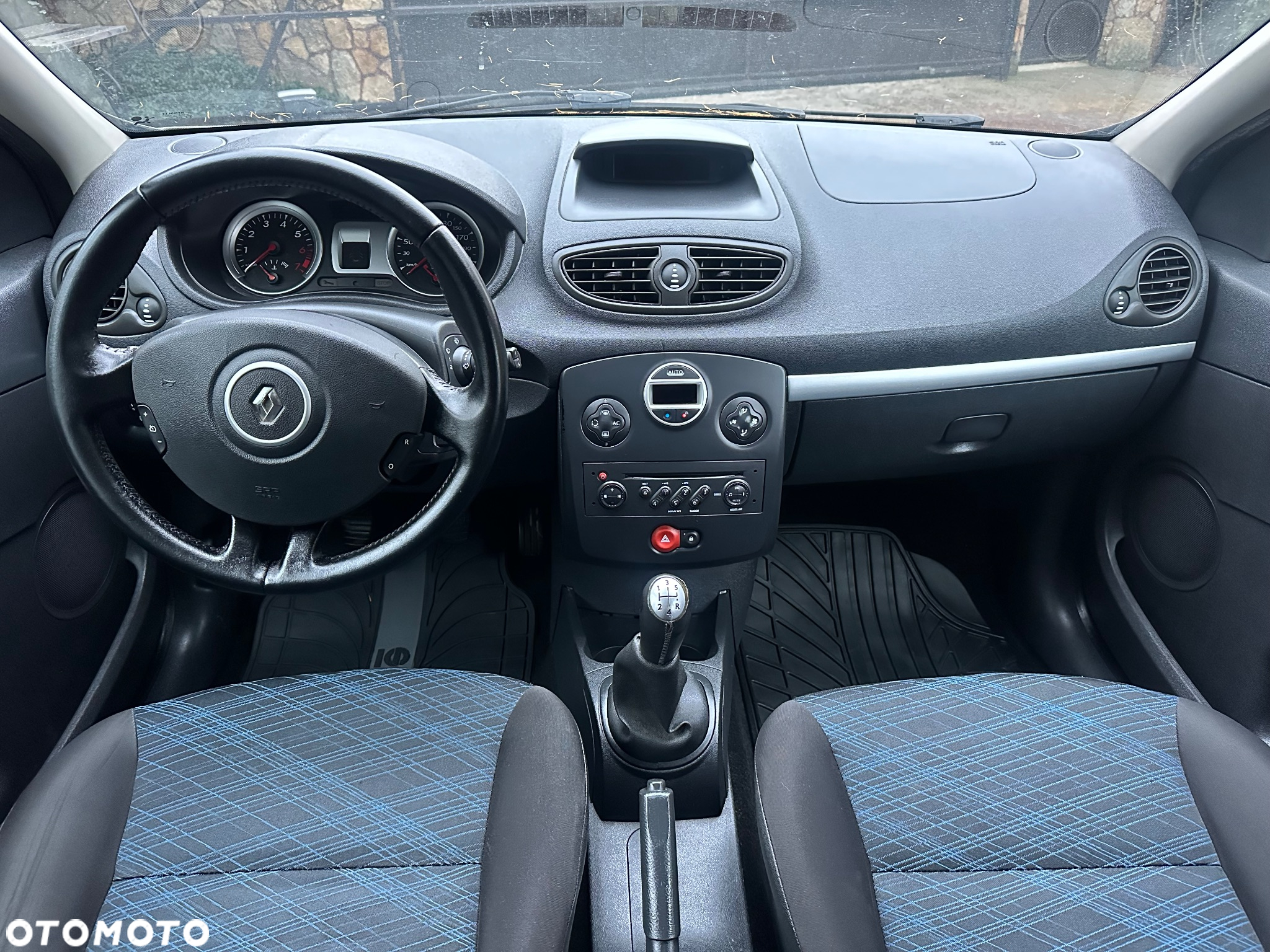 Renault Clio 1.2 16V Privilege - 15