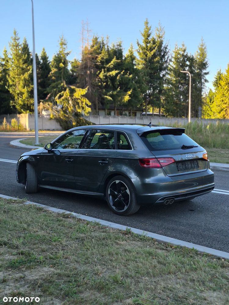 Audi A3 Sportback 2.0 TDI S tronic S line Sportpaket - 13