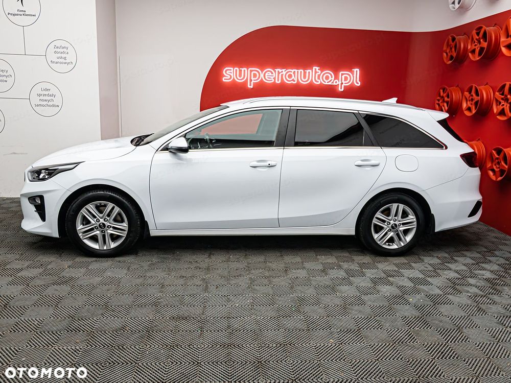 Kia Ceed - 4
