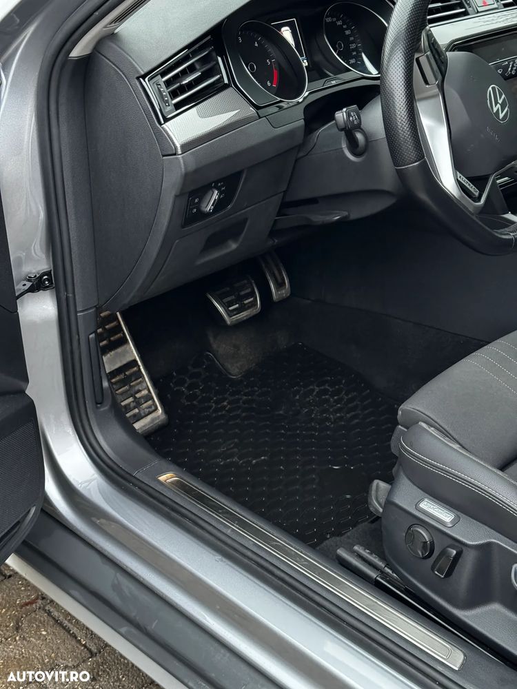 Volkswagen Passat - 17