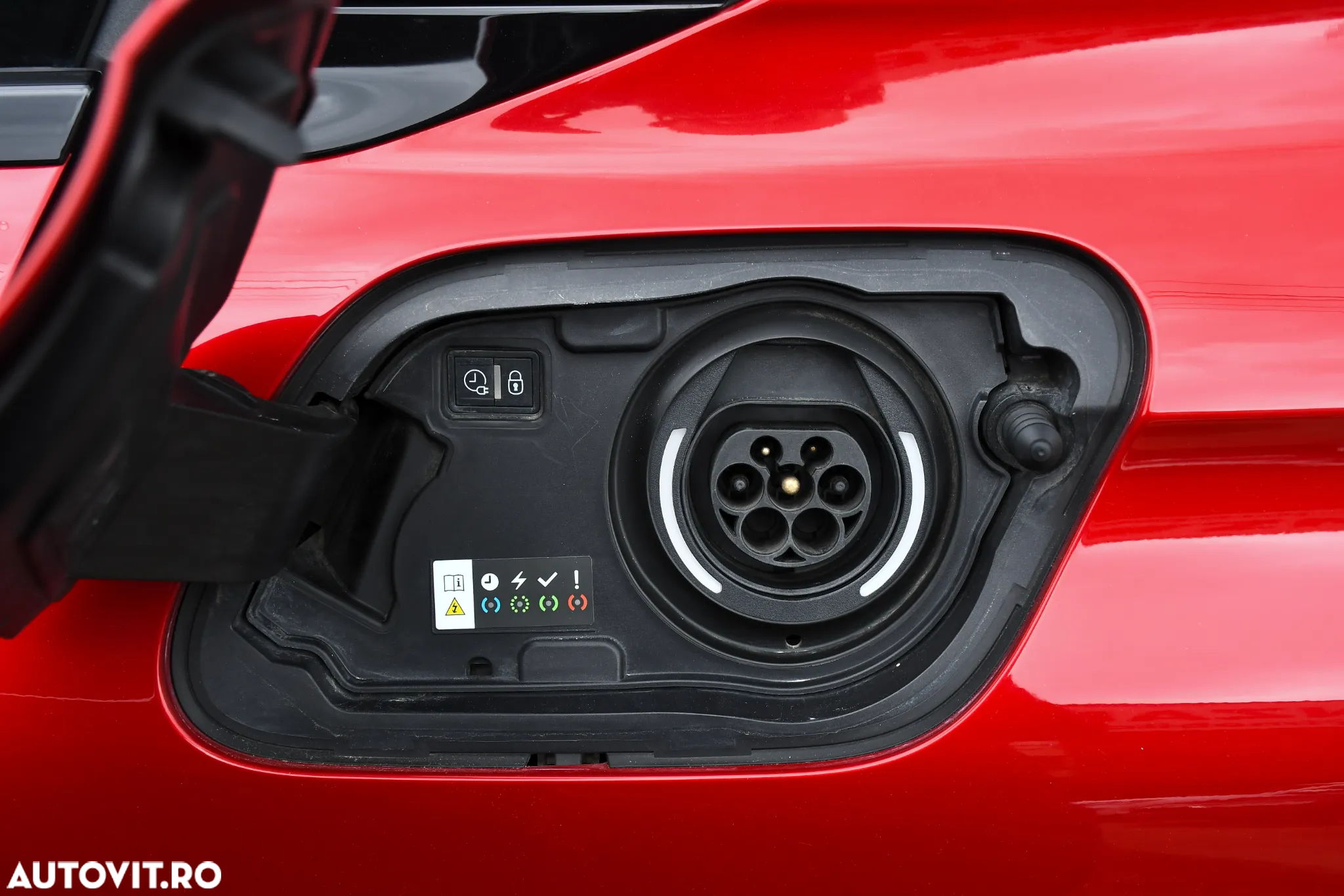 Peugeot 508 Hybrid 225 e-EAT8 GT - 9