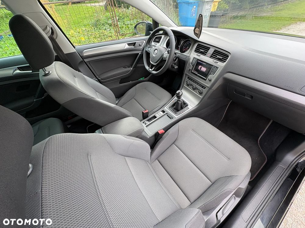 Volkswagen Golf 1.6 TDI BlueMotion Trendline - 5