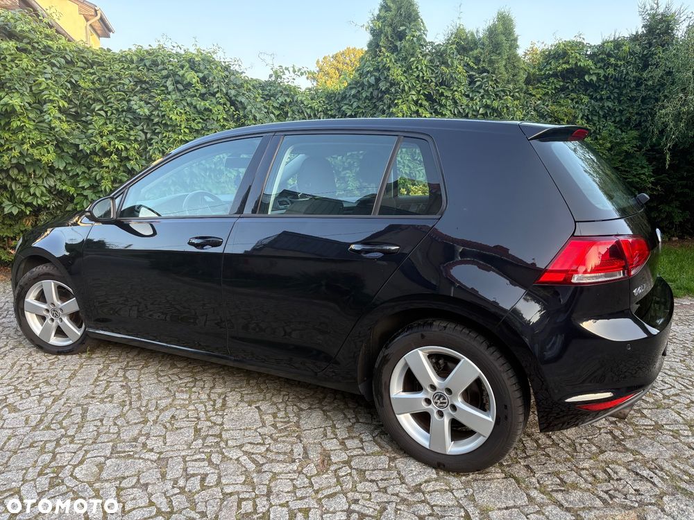 Volkswagen Golf 1.6 TDI DPF Comfortline - 12