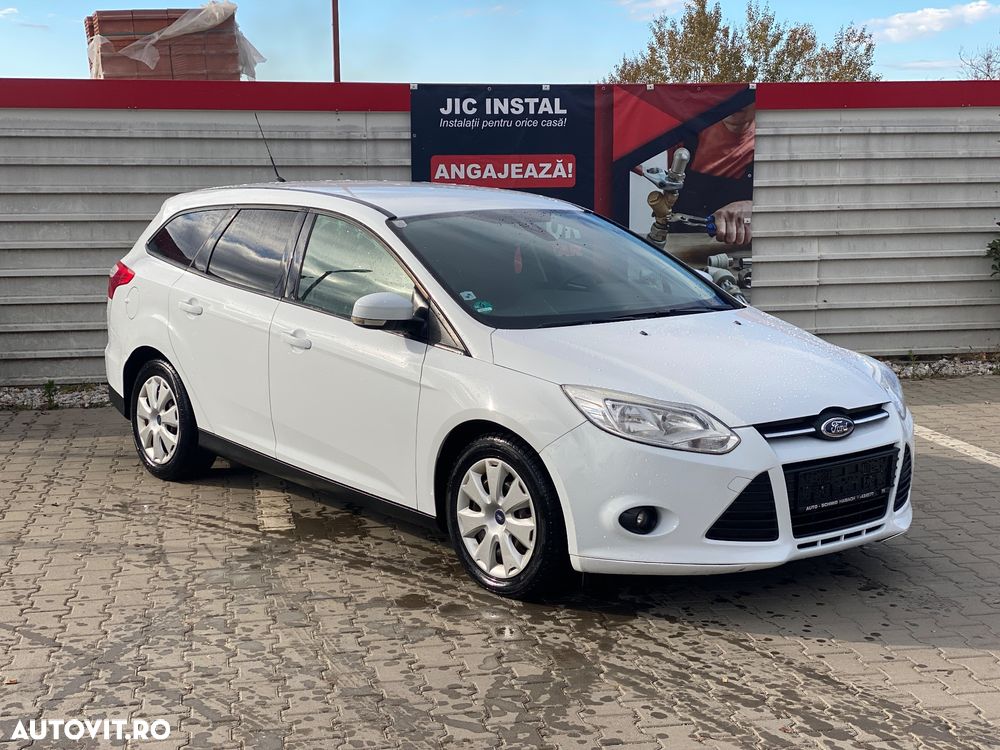Ford Focus 1.6 TDCI DPF Sport - 3