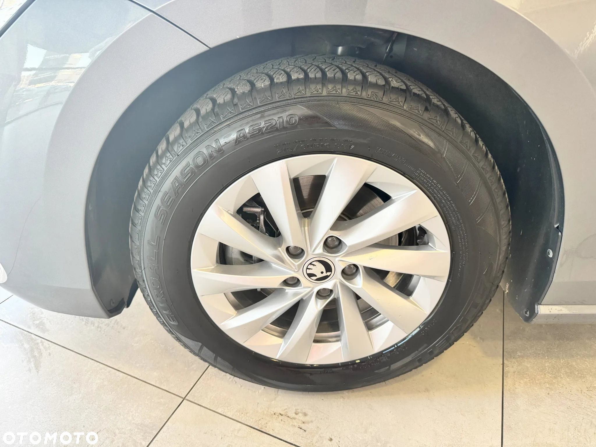 Skoda Superb 2.0 TDI SCR Essence DSG - 11
