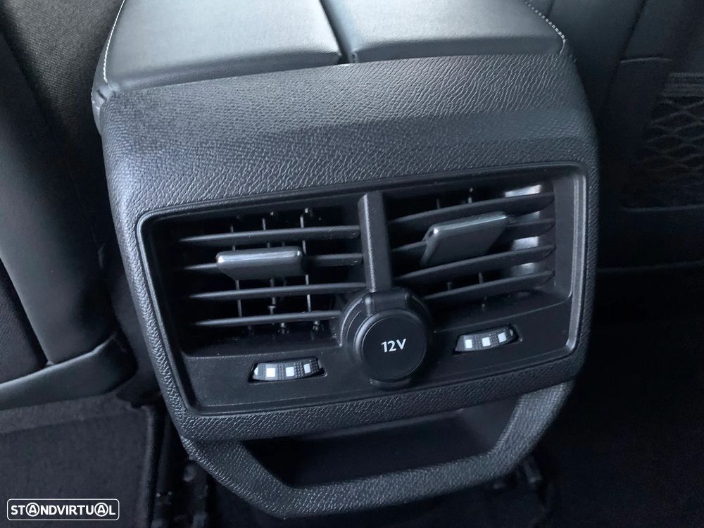 Peugeot 3008 1.5 BlueHDi Allure Pack EAT8 - 17