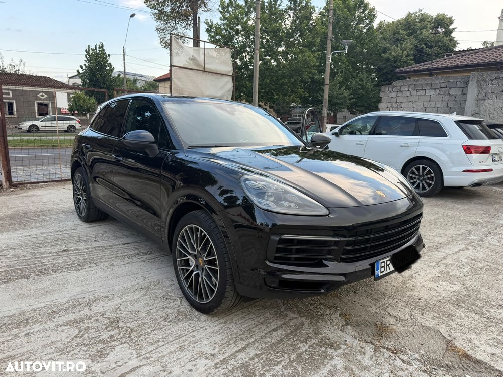Porsche Cayenne Standard - 3